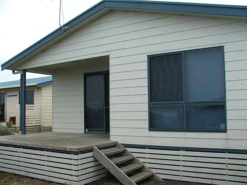 61 Cape Douglas Road, Cape Douglas SA 5291