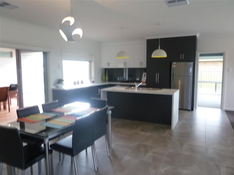 7 Lakewood Avenue, Mount Gambier SA 5290