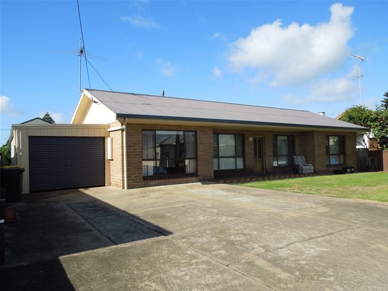 55 Meylin Street, Port Macdonnell SA 5291