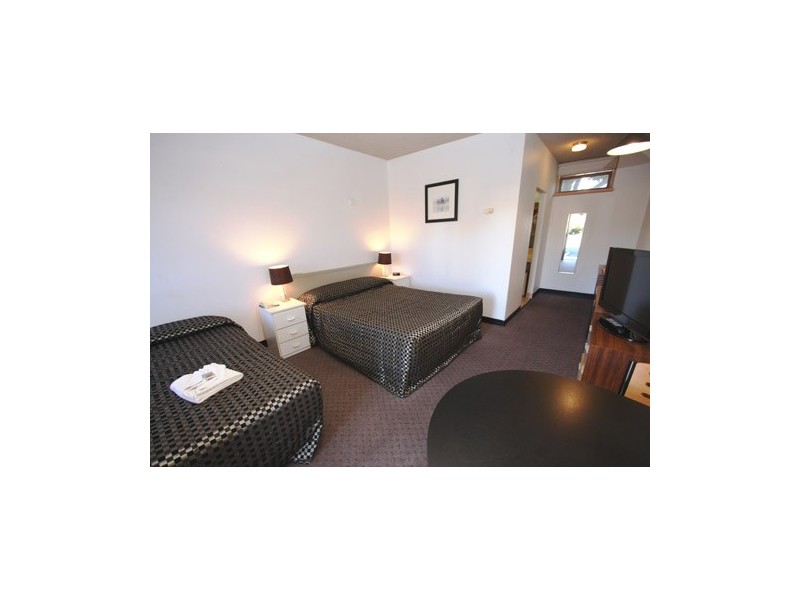 96 Jubilee Highway East, Mount Gambier SA 5290