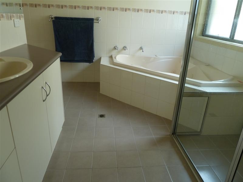 3 Friendswood Place, Mount Gambier SA 5290