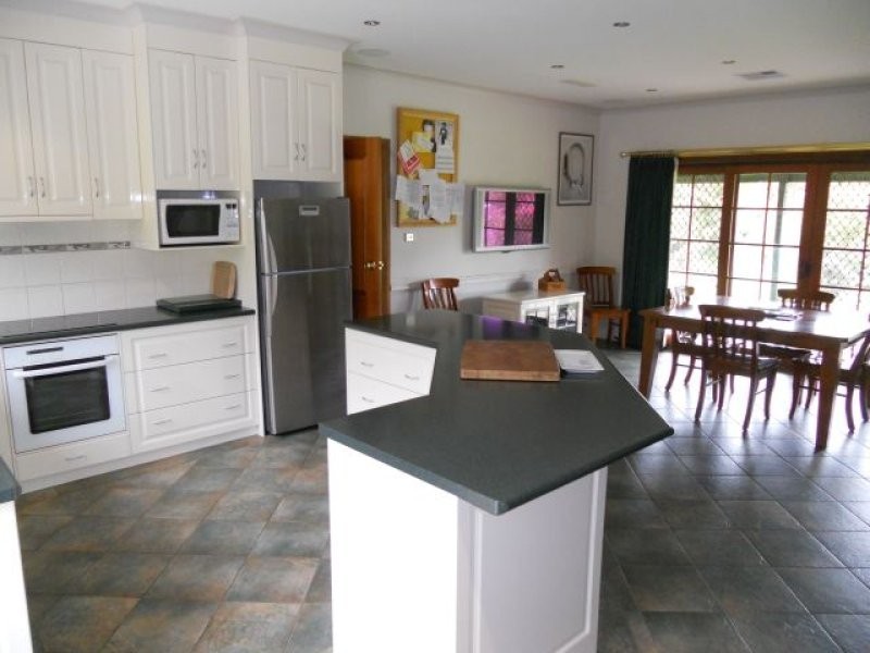 20 Tenison Drive, Mount Gambier SA 5290