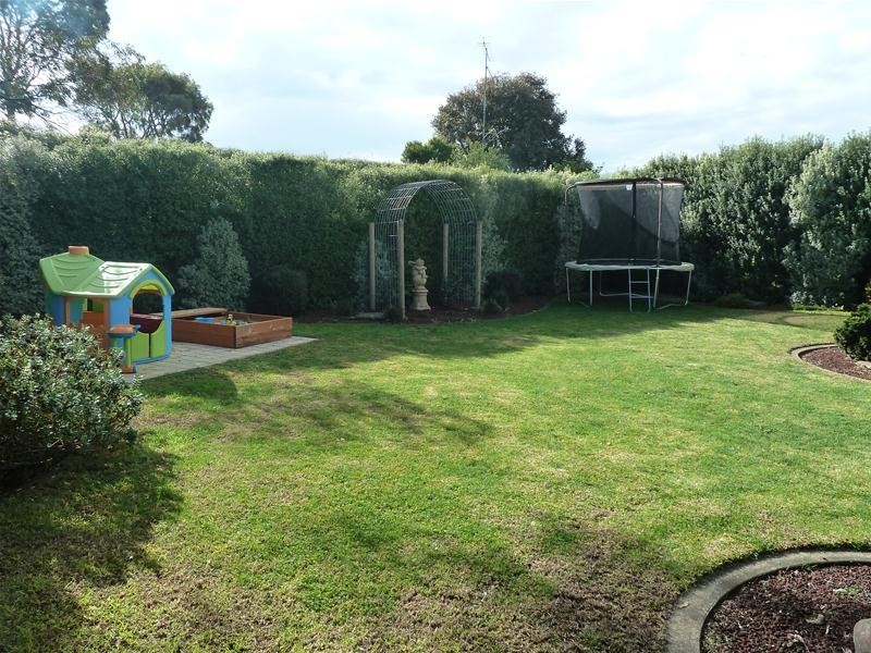 2 Wilga Road, Mount Gambier SA 5290