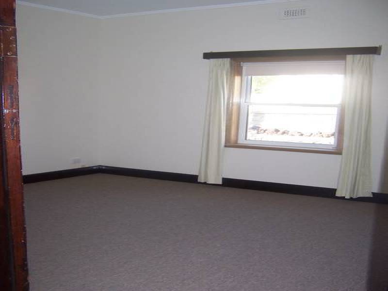 2 WYATT STREET, Mount Gambier SA 5290