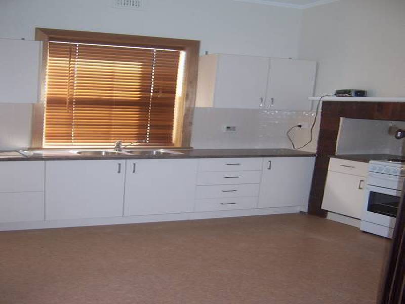 2 WYATT STREET, Mount Gambier SA 5290