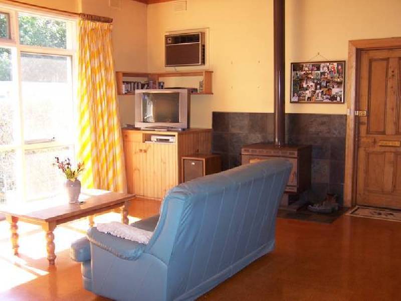 LANSELL STREET, Mount Gambier SA 5290