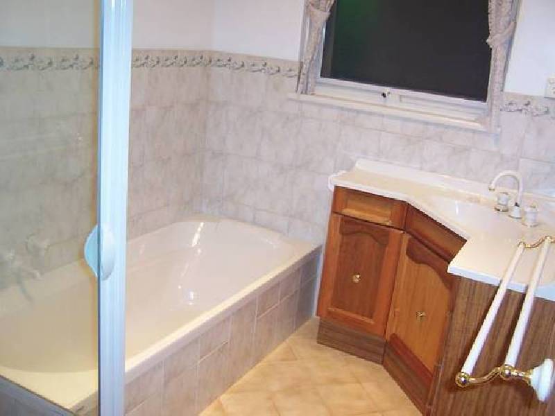 SWALLOW DRIVE, Mount Gambier SA 5290