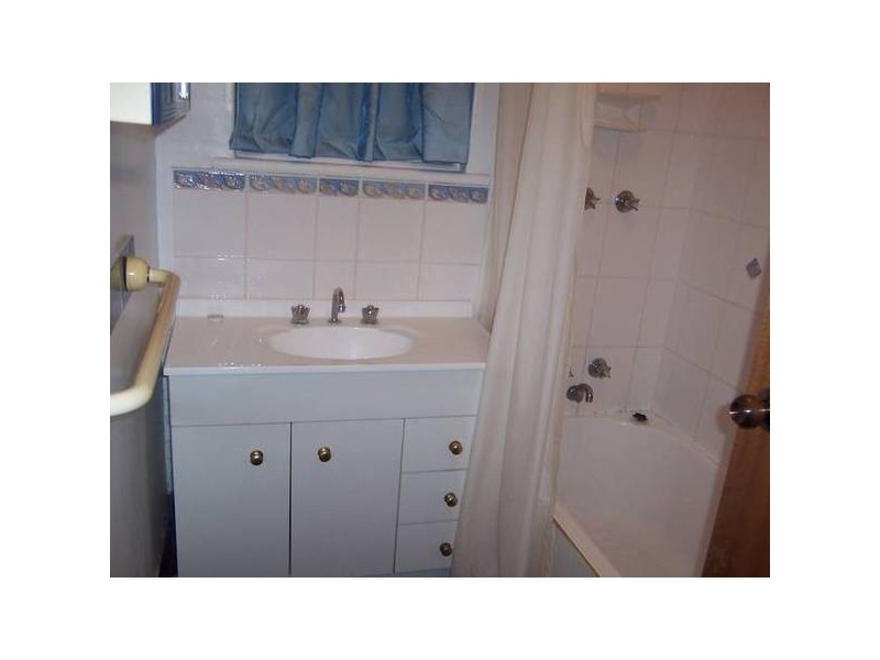 Douglas Street, Mount Gambier SA 5290