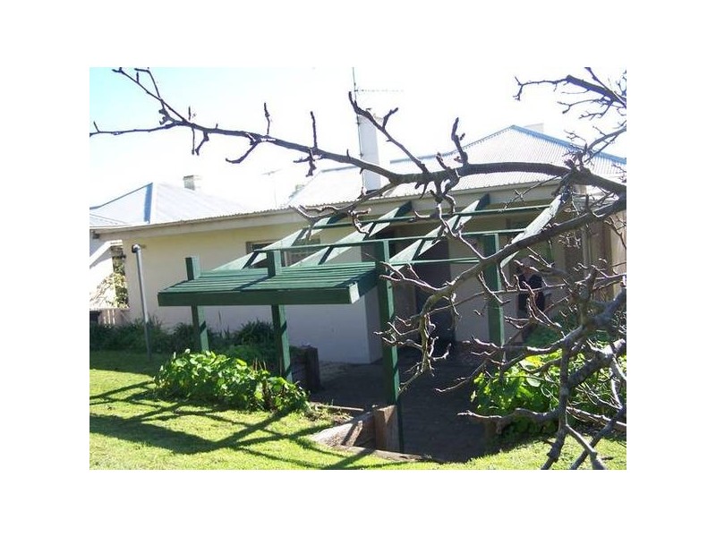 6 Lake Terrace East, Mount Gambier SA 5290