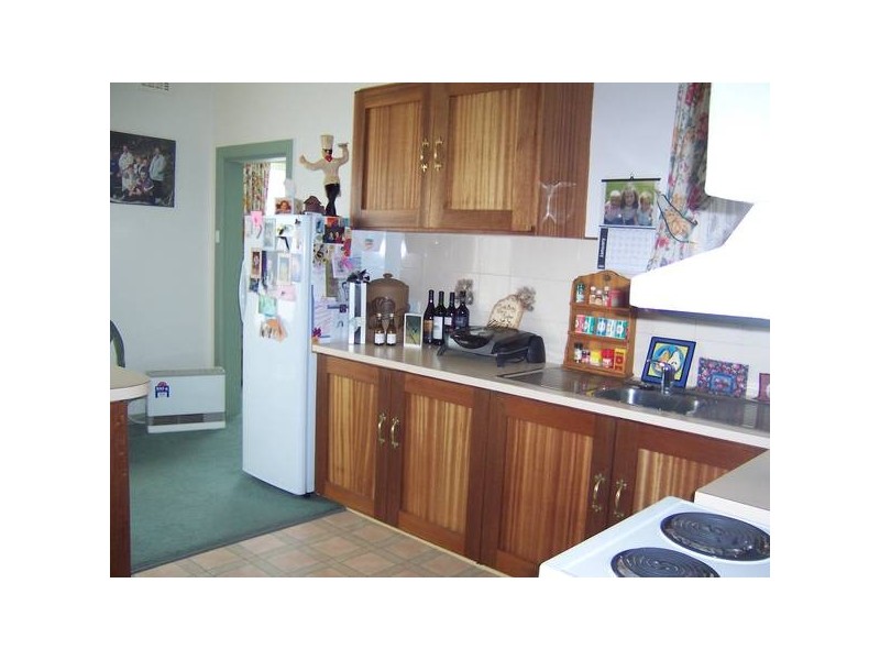 76 Penola Road, Mount Gambier SA 5290