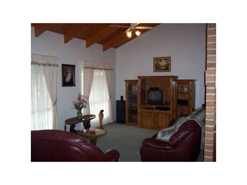 48 MONTEBELLO DRIVE, Mount Gambier SA 5290