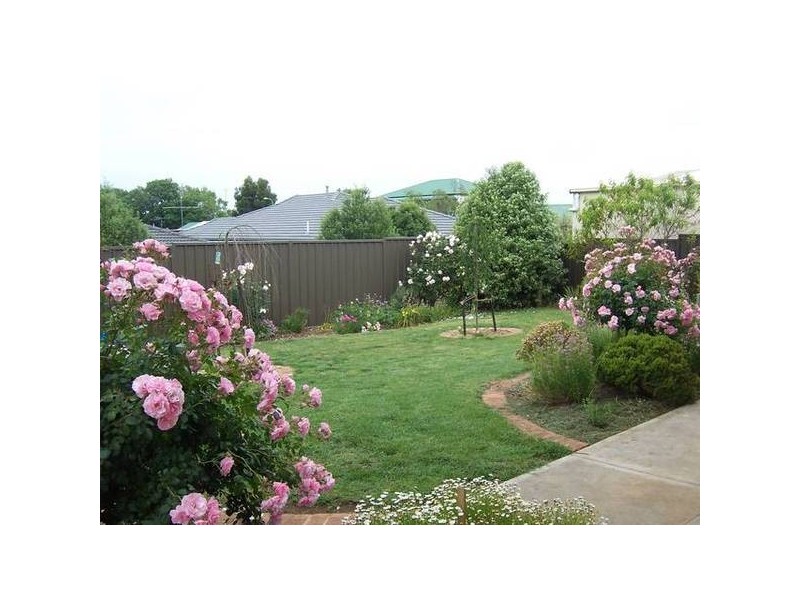 48 MONTEBELLO DRIVE, Mount Gambier SA 5290