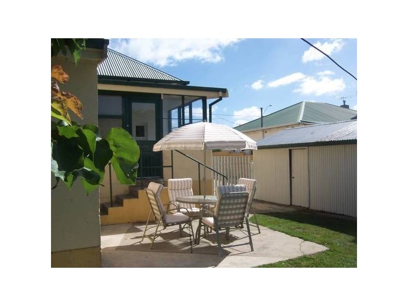 11 AGNES STREET, Mount Gambier SA 5290