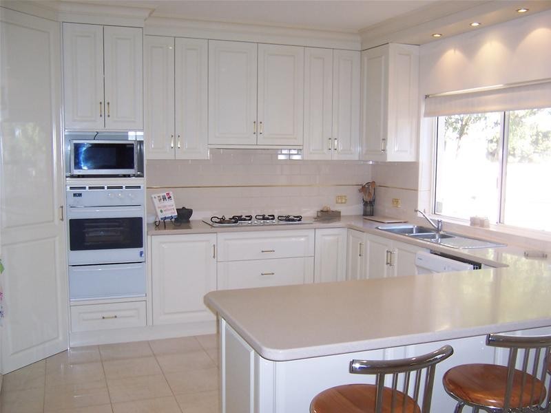 13 Bellaire Close, Mount Gambier SA 5290