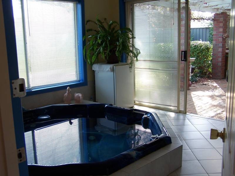 9 Catharina Place, Mount Gambier SA 5290