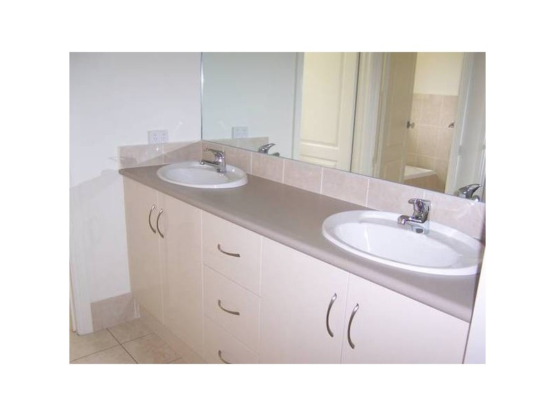 29 PARKWAY AVENUE, Mount Gambier SA 5290