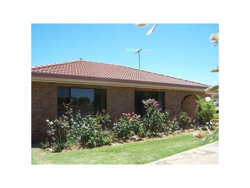 2/4 ARBOR STREET, Mount Gambier SA 5290