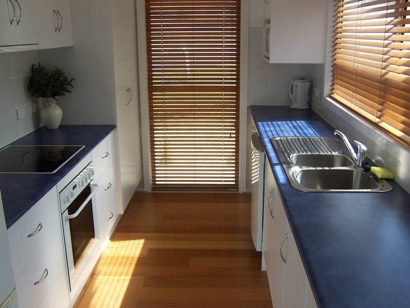 11 MEREDITH STREET, Nelson VIC 3292