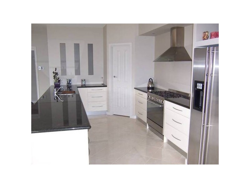 9 ELLWOOD COURT, Mount Gambier SA 5290