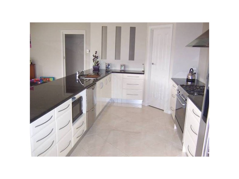 9 ELLWOOD COURT, Mount Gambier SA 5290