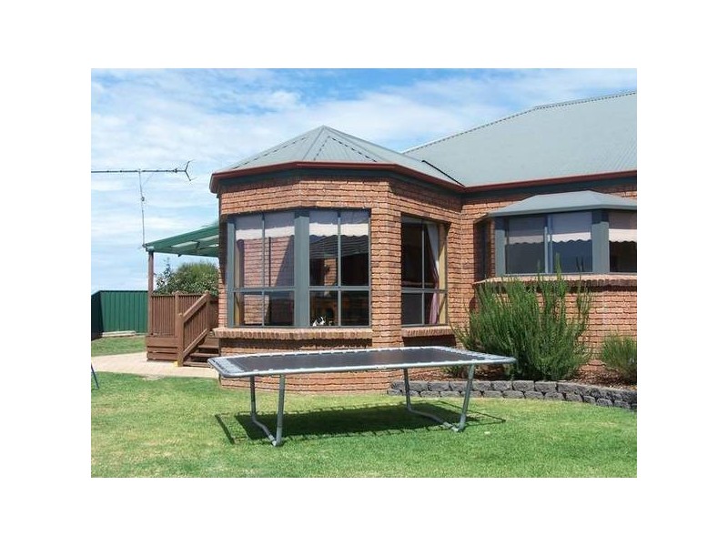 25 AUVALE CRESCENT, Mount Gambier SA 5290