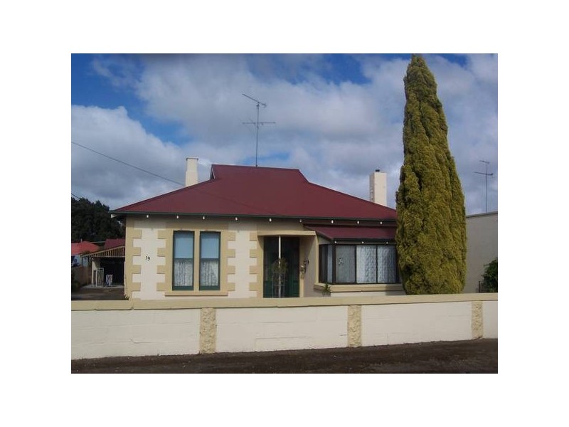 19 AGNES STREET, Mount Gambier SA 5290