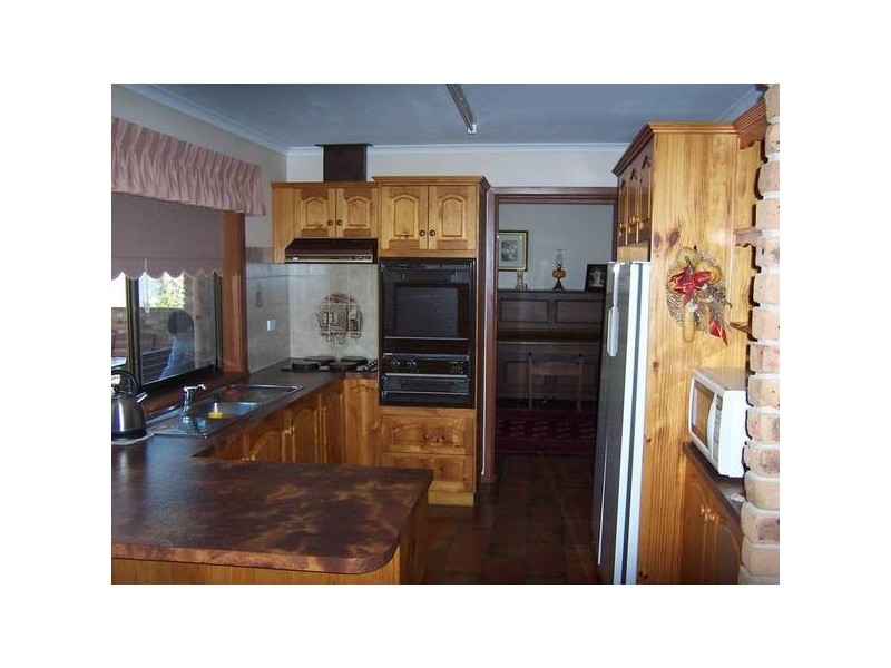 1 HARLEY STREET, Allendale East SA 5291