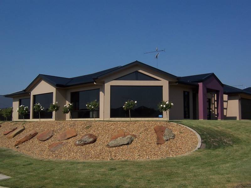 1 SAXON COURT, Mount Gambier SA 5290
