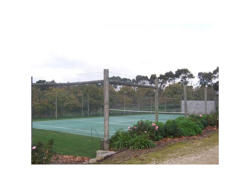 00 HILL ROAD, Yahl SA 5291