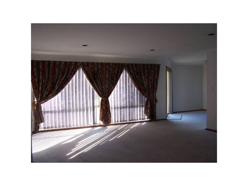 13 MAGNOLIA COURT, Mount Gambier SA 5290