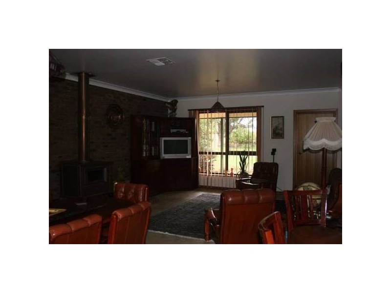 00 PINEHALL AVENUE, Mount Gambier SA 5290