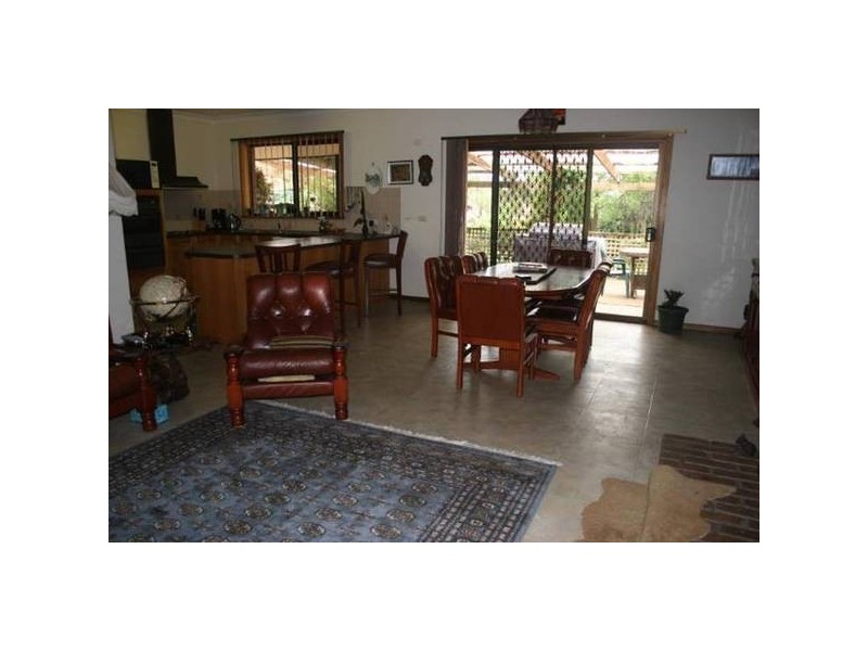 00 PINEHALL AVENUE, Mount Gambier SA 5290