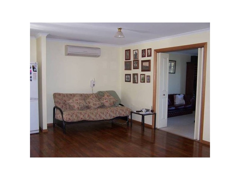 4 HARLEY STREET, Allendale East SA 5291