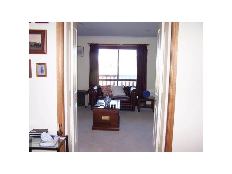 4 HARLEY STREET, Allendale East SA 5291