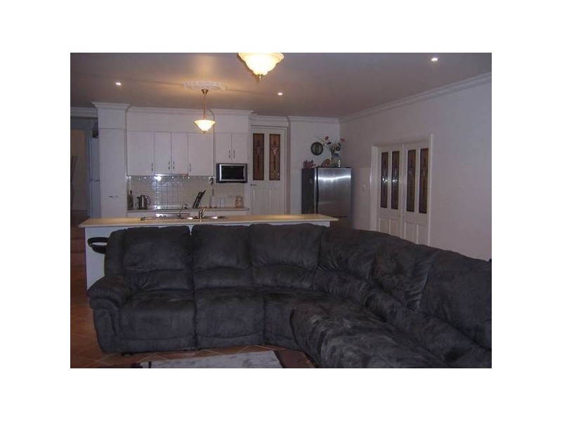 202 COMMERCIAL ST WEST, Mount Gambier SA 5290