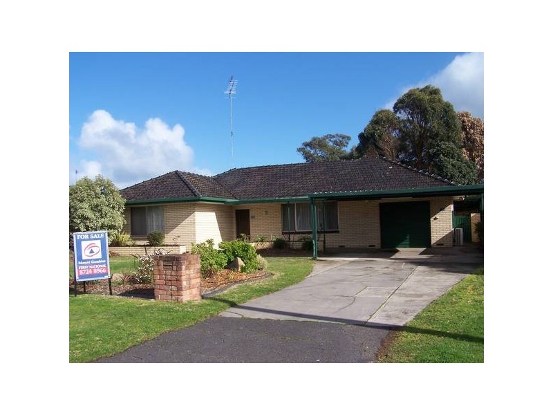 11 SUTTON AVENUE, Mount Gambier SA 5290