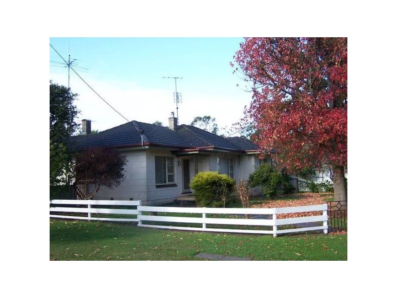 13 WANWIN STREET, Dartmoor VIC 3304