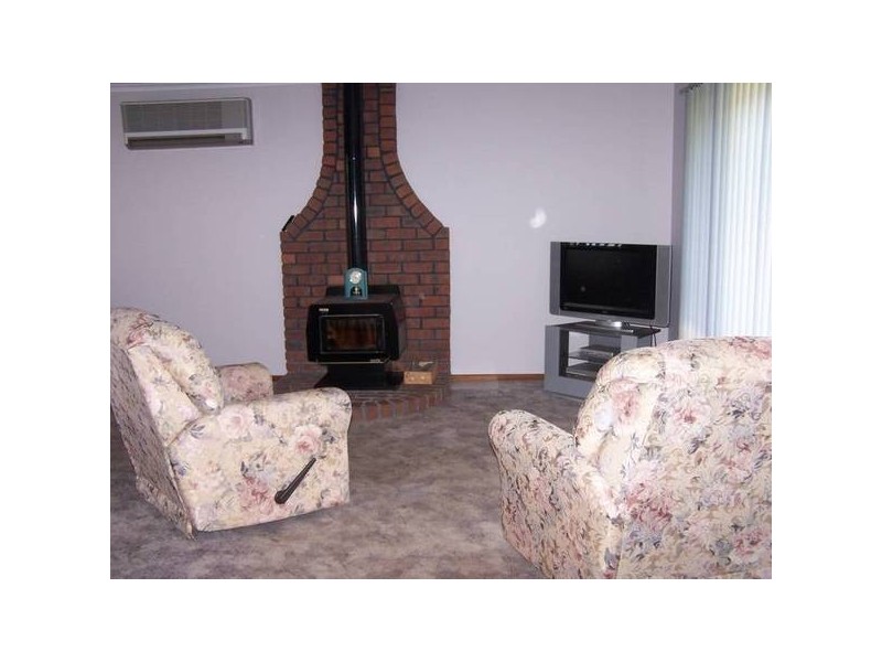 52 CROUCH ST SOUTH, Mount Gambier SA 5290