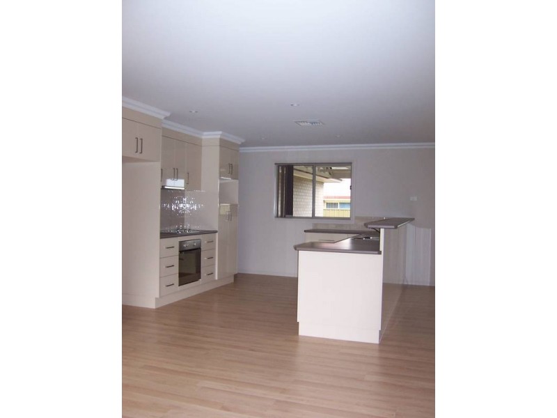 15 LAKEWOOD AVENUE, Mount Gambier SA 5290