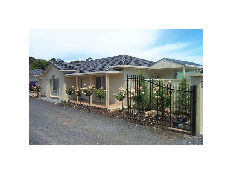 1/18 YEATES STREET, Mount Gambier SA 5290