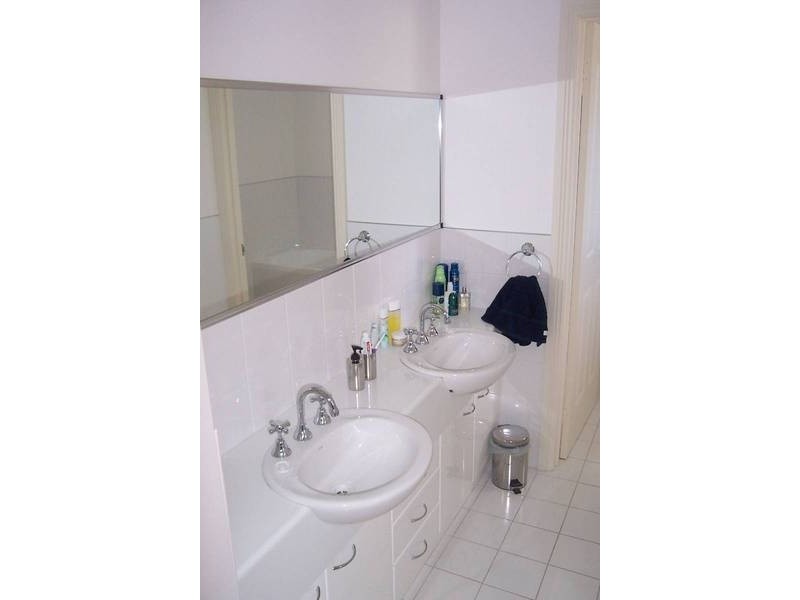 1/18 YEATES STREET, Mount Gambier SA 5290