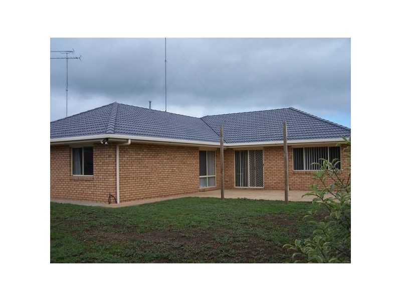 4 CHANTILLY PLACE, Mount Gambier SA 5290