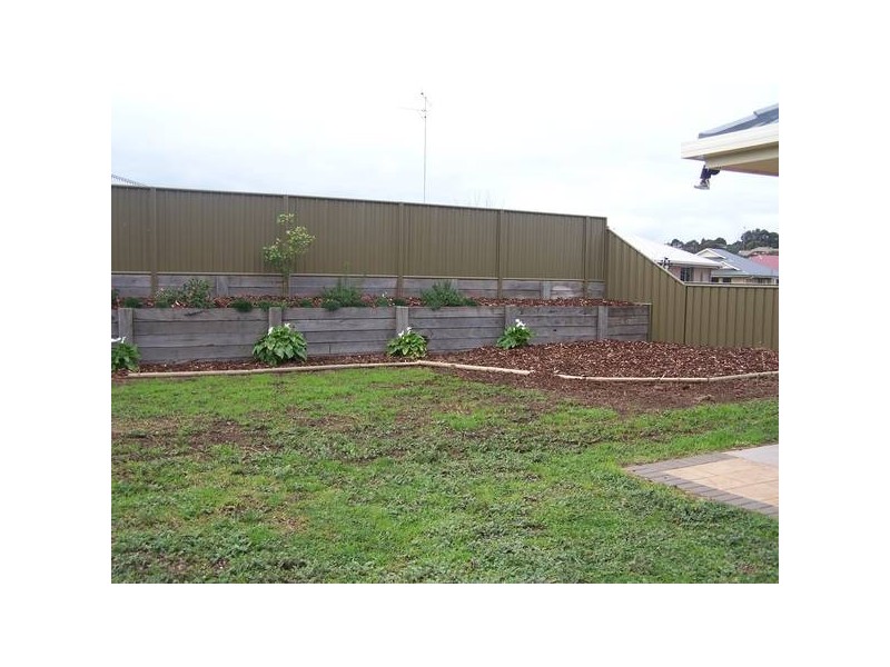 4 CHANTILLY PLACE, Mount Gambier SA 5290