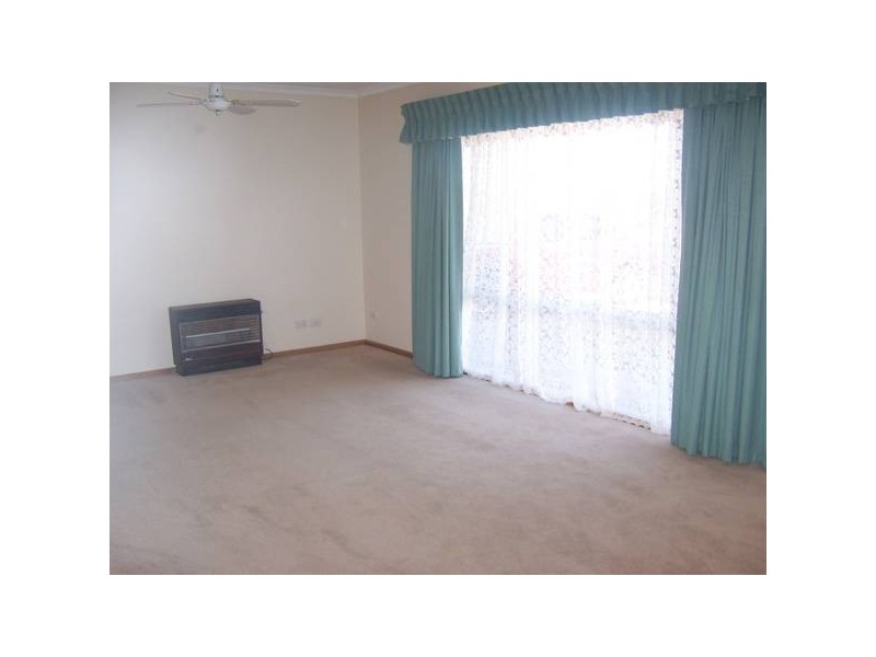 6 MAGNOLIA COURT, Mount Gambier SA 5290