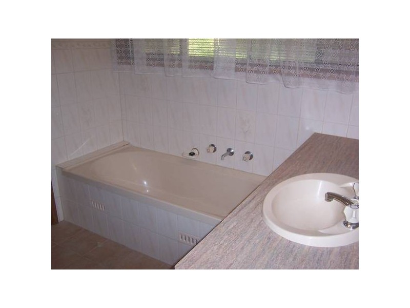 6 MAGNOLIA COURT, Mount Gambier SA 5290