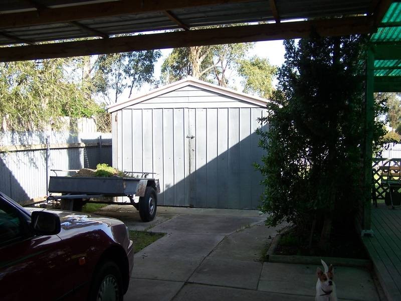 8 Edward Street, Tarpeena SA 5277