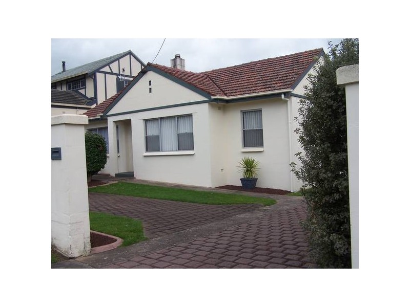 94 CROUCH ST SOUTH, Mount Gambier SA 5290