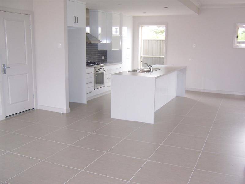 2/48 Wehl Street North, Mount Gambier SA 5290