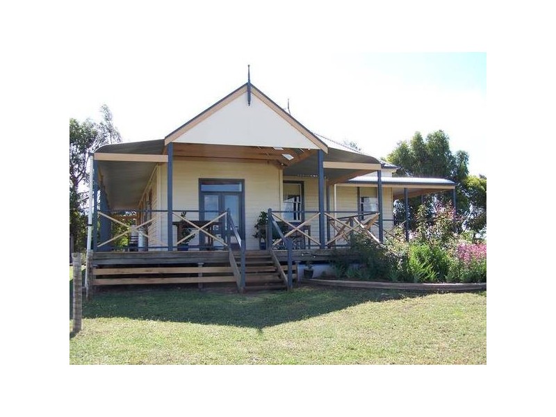 11 BURSTON ROAD, Mount Gambier SA 5290