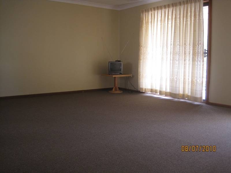 2/11 Monica Place, Lake Cathie NSW 2445